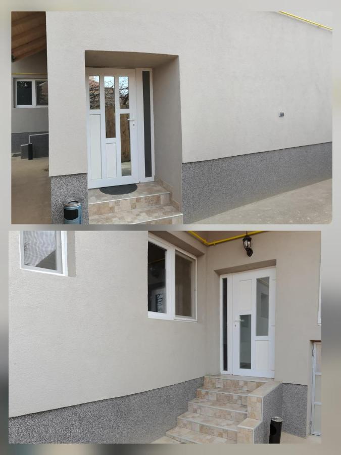 Carla'S Place Ap 2 Oradea Exterior photo