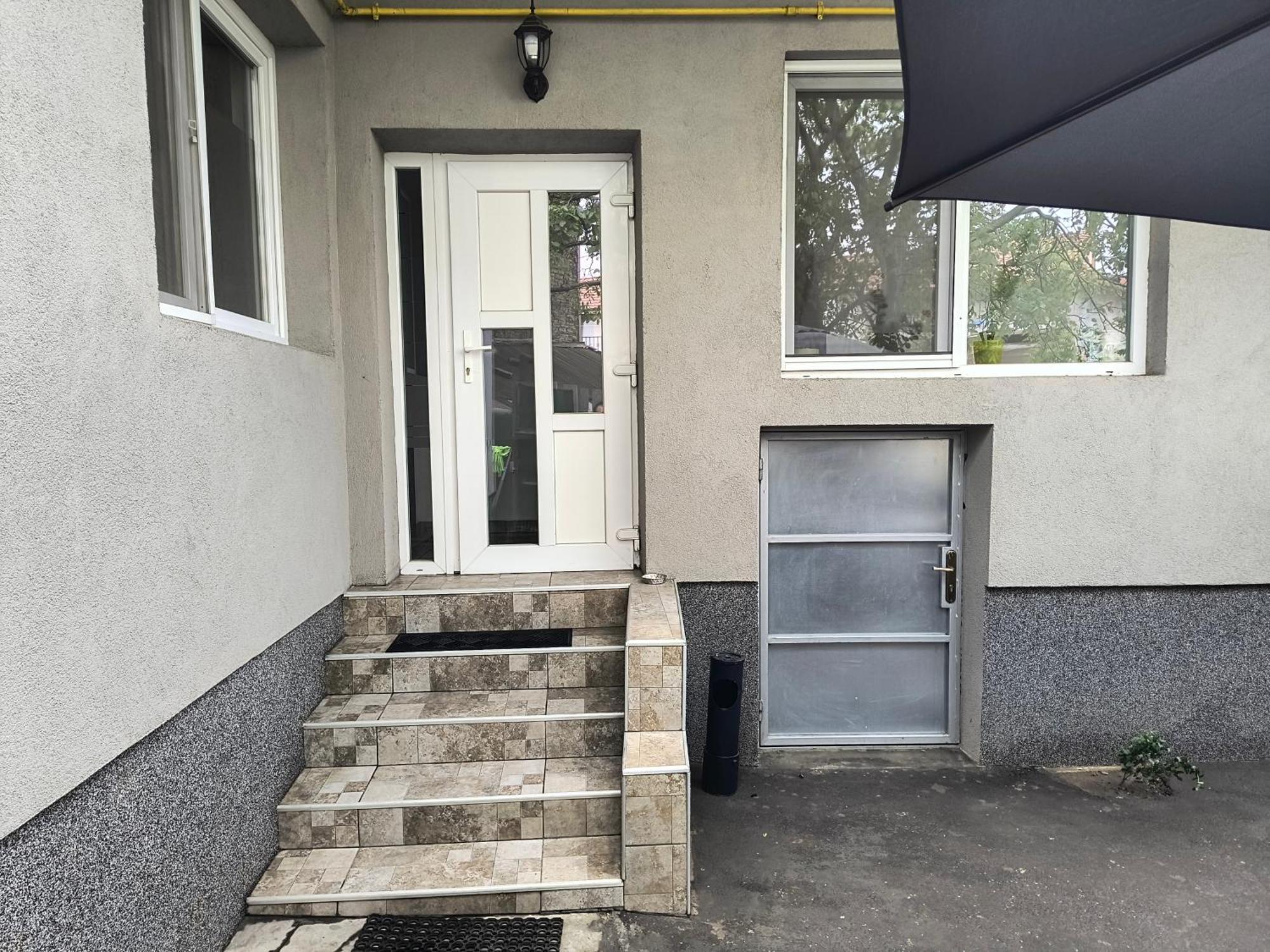 Carla'S Place Ap 2 Oradea Exterior photo